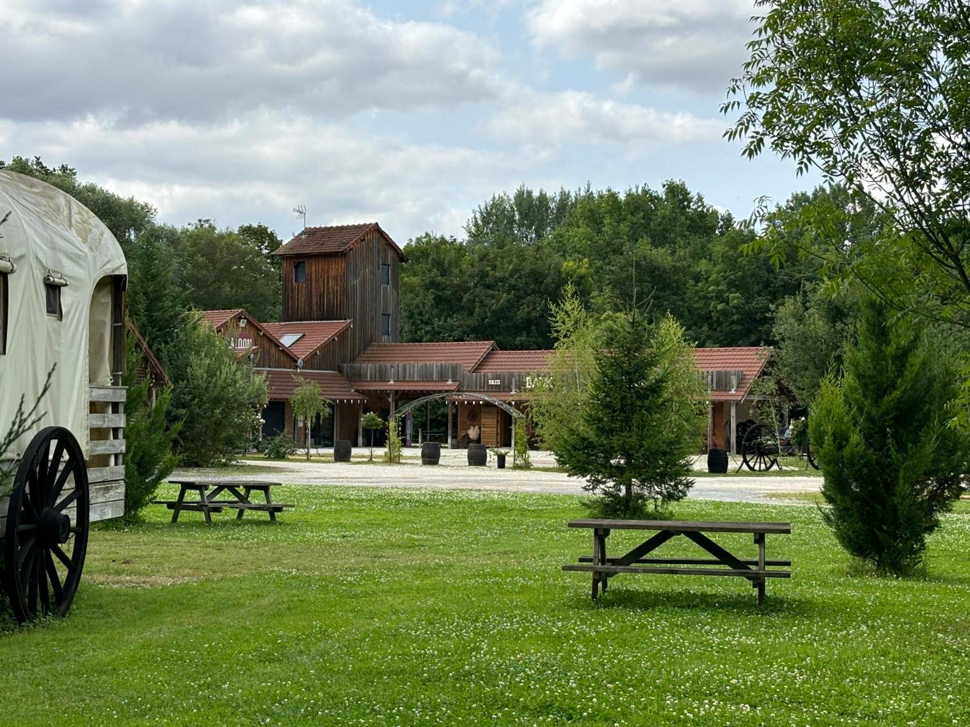 Western City Troyes Barberey-Saint-Sulpice Buitenkant foto