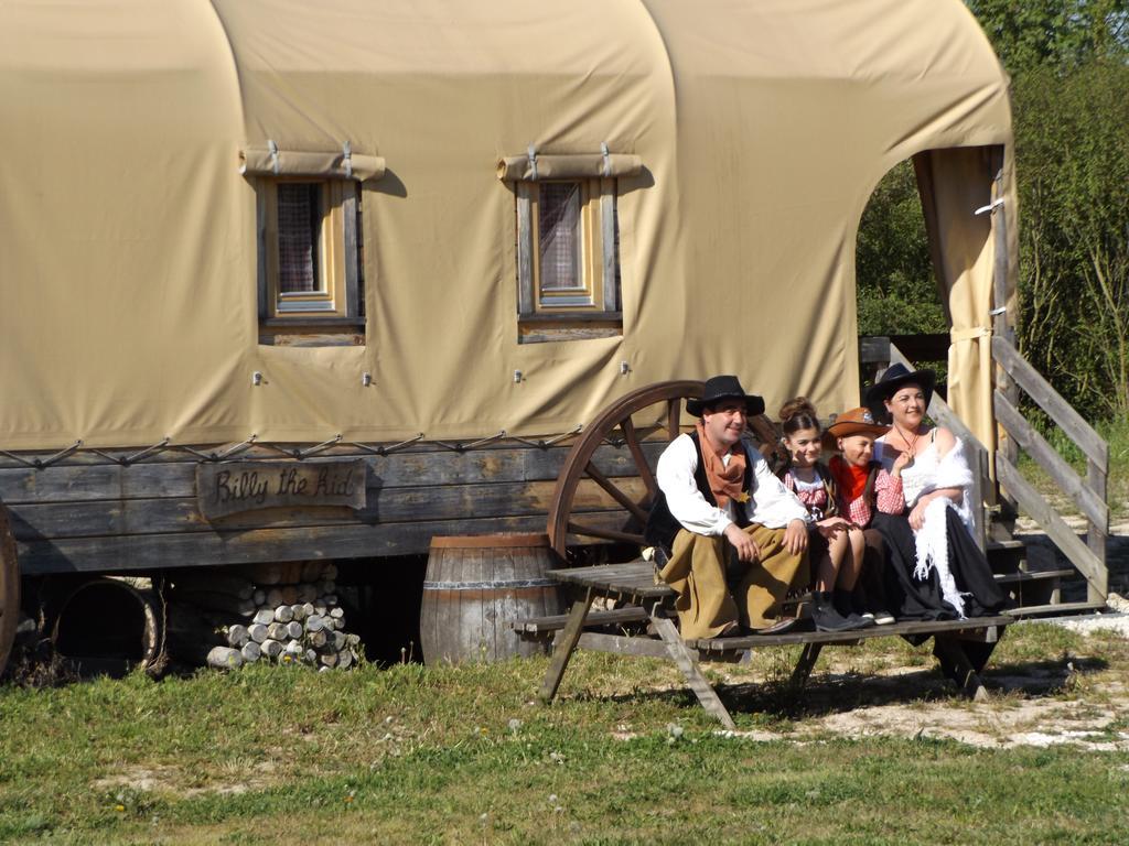 Western City Troyes Barberey-Saint-Sulpice Buitenkant foto